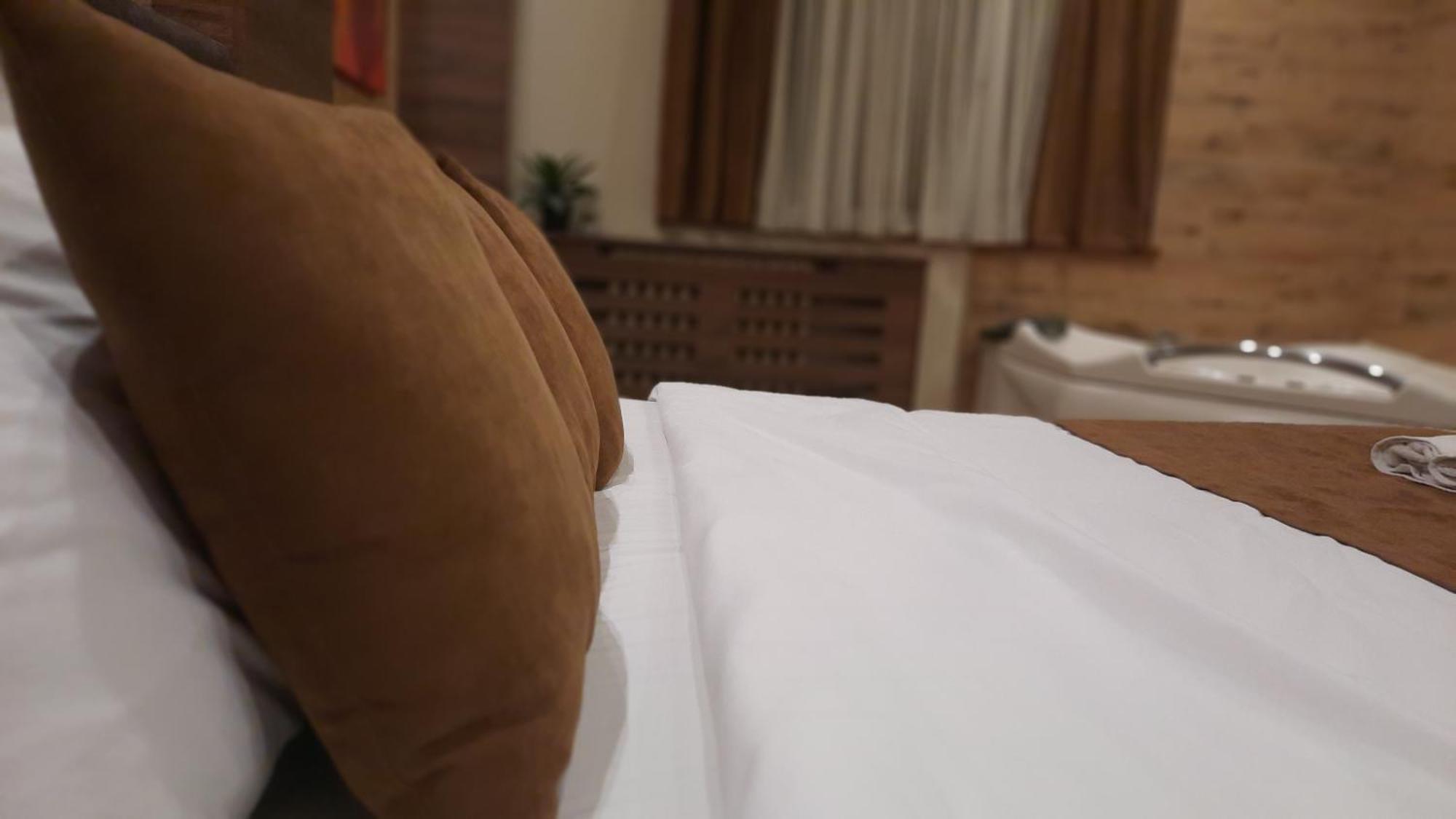 Stan Na Dan Apartman D Lux Jacuzzi Κραγκούγιεβατς Εξωτερικό φωτογραφία