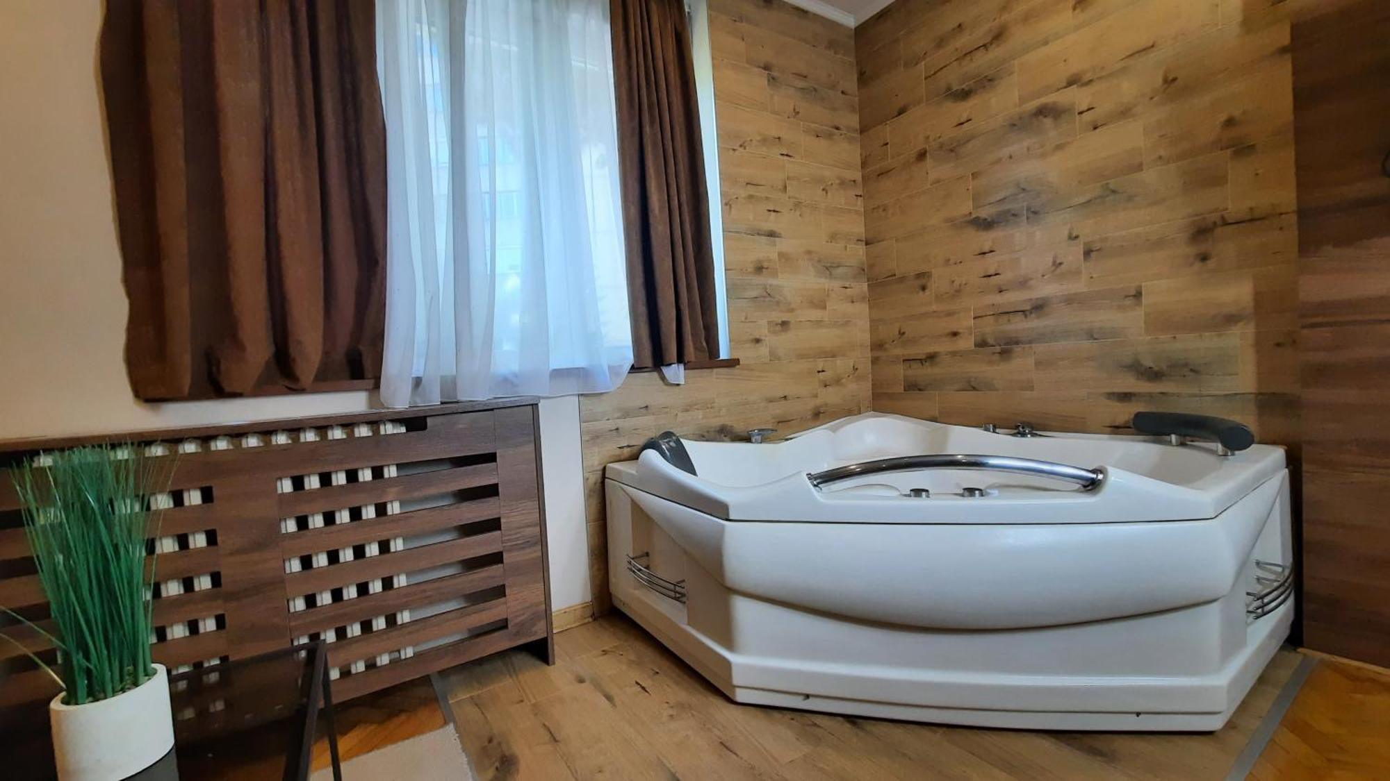 Stan Na Dan Apartman D Lux Jacuzzi Κραγκούγιεβατς Εξωτερικό φωτογραφία