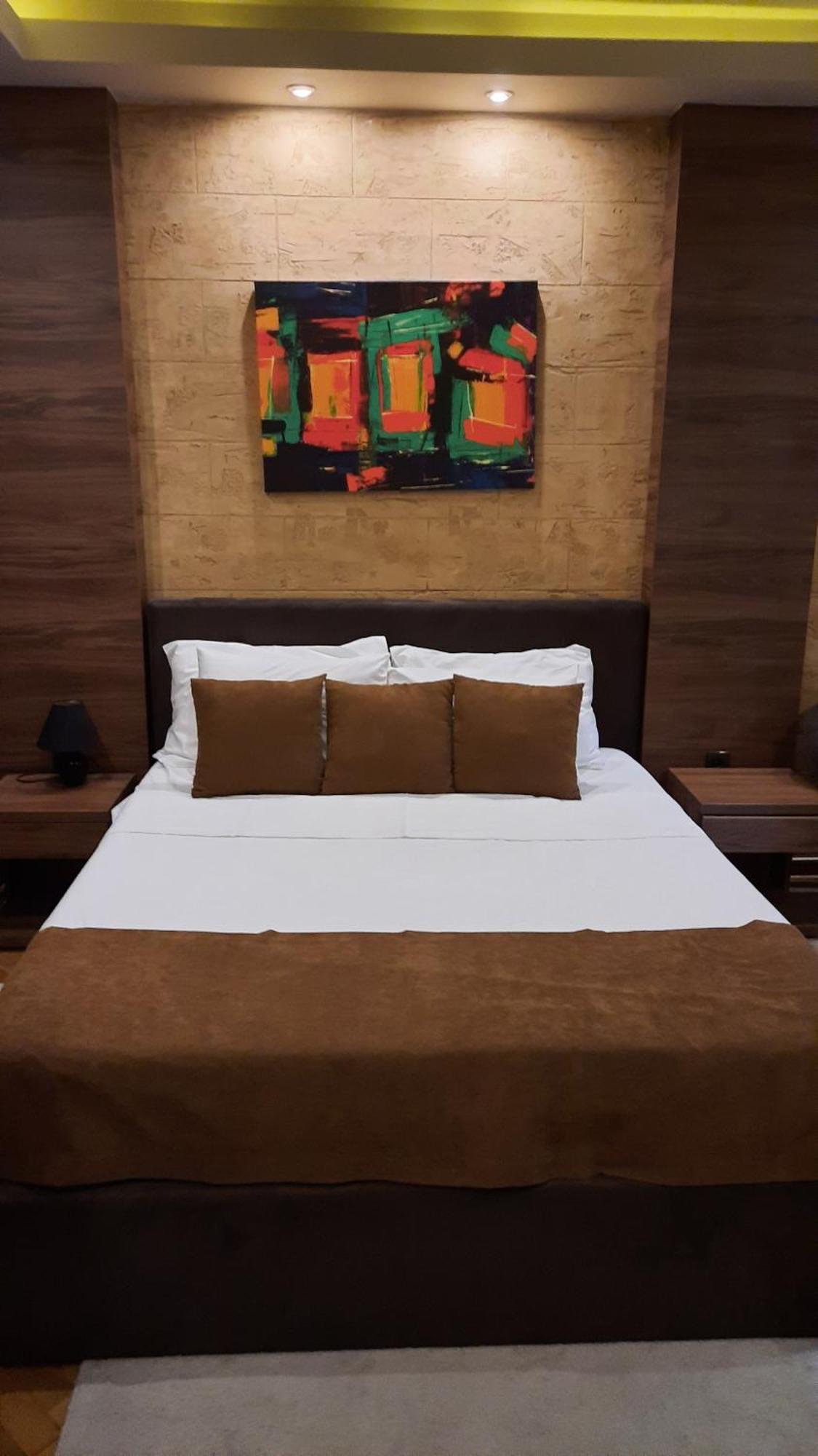 Stan Na Dan Apartman D Lux Jacuzzi Κραγκούγιεβατς Εξωτερικό φωτογραφία