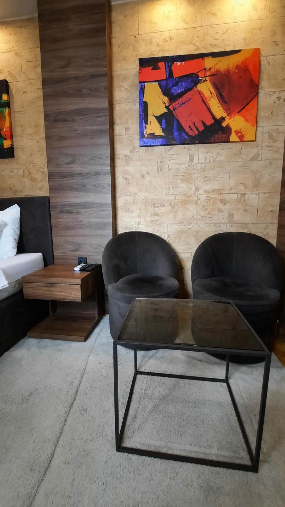 Stan Na Dan Apartman D Lux Jacuzzi Κραγκούγιεβατς Εξωτερικό φωτογραφία