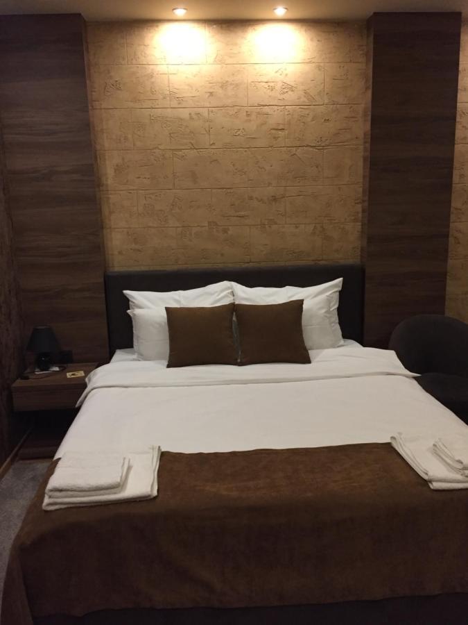 Stan Na Dan Apartman D Lux Jacuzzi Κραγκούγιεβατς Εξωτερικό φωτογραφία