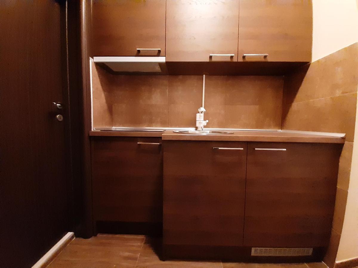 Stan Na Dan Apartman D Lux Jacuzzi Κραγκούγιεβατς Εξωτερικό φωτογραφία
